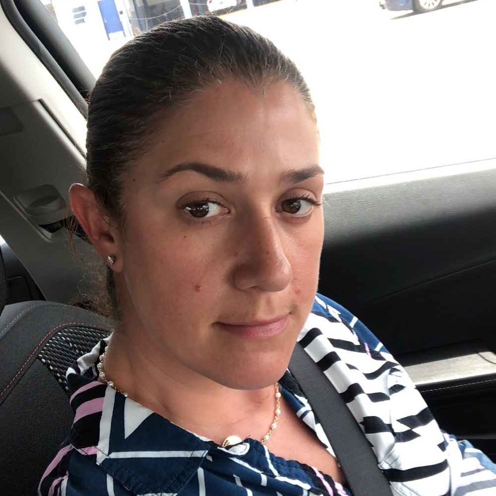 Meet your Posher, Angela